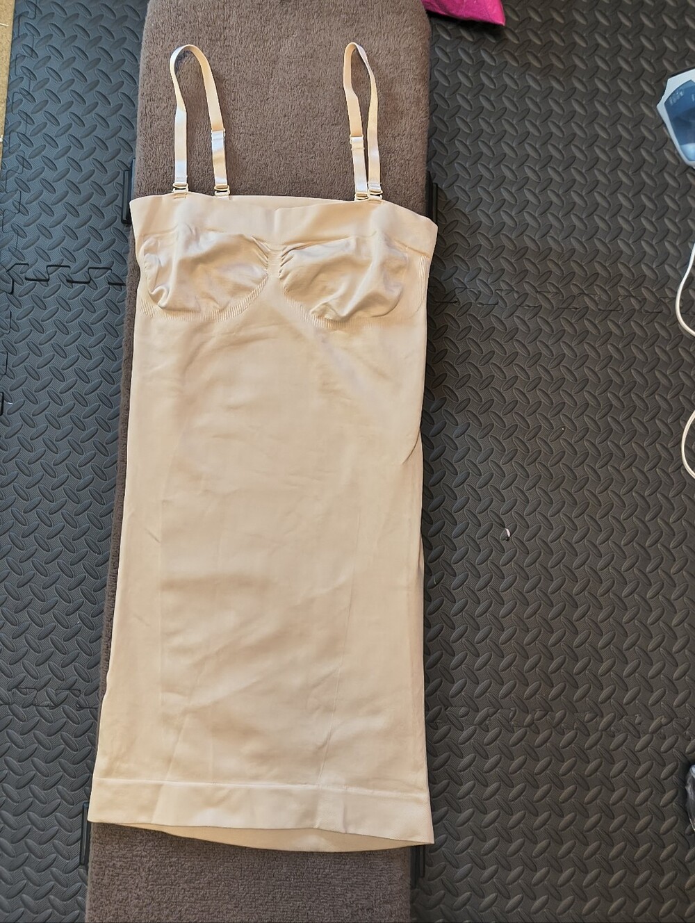 FIT Shapewear Full Slip Body Shaper XL Nude Open Bust Adjustable Straps